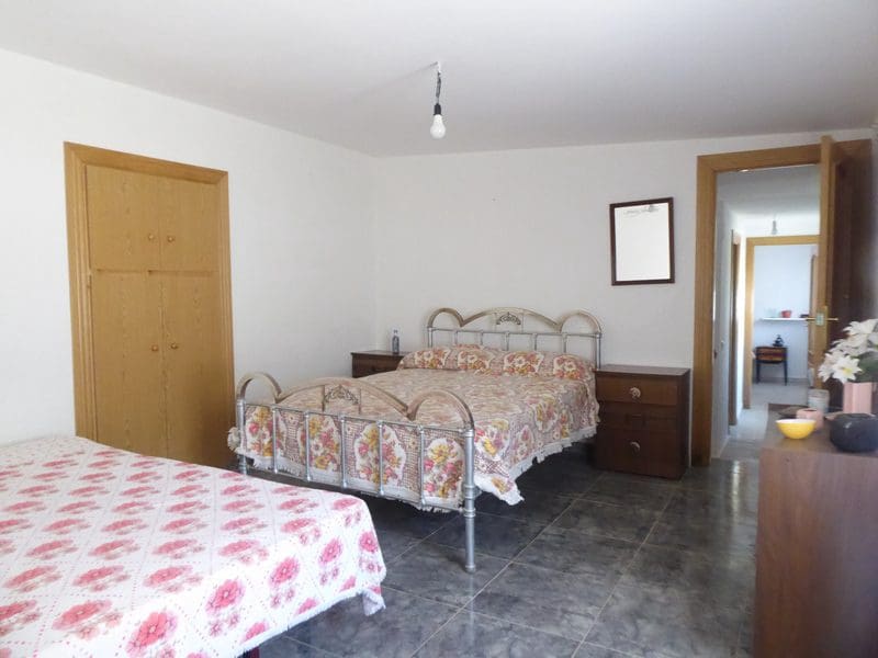 6 soveværelse Finca/Landehus til salg i Gor - € 144.000 (Ref: 7863219)