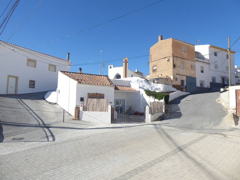 3 bedroom Cave House for sale in Zujar - € 51,000 (Ref: 7950619)