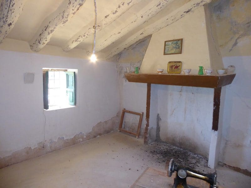 4 soverom Finca/Herregård til salgs i Jamula - € 55 000 (Ref: 7969662)