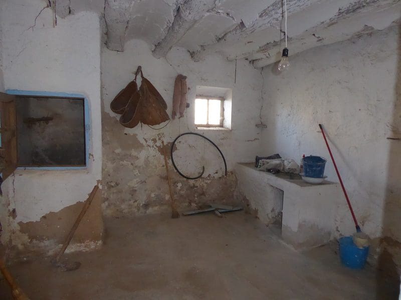 4 soverom Finca/Herregård til salgs i Jamula - € 55 000 (Ref: 7969662)