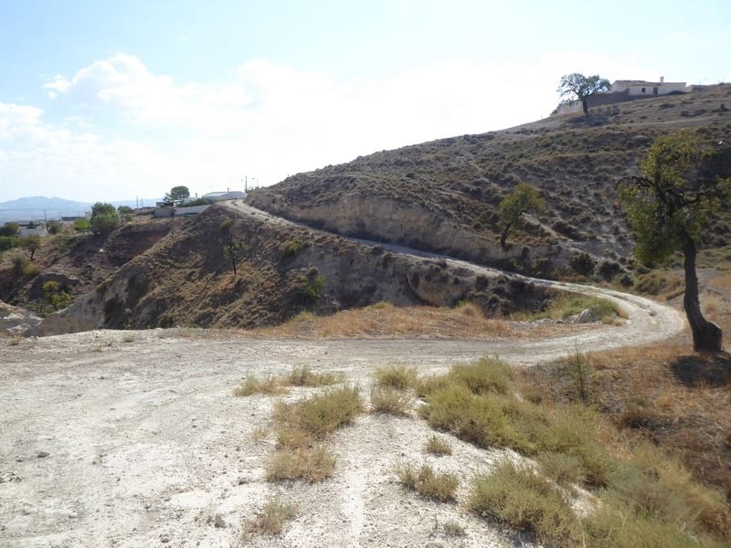 10 camera da letto Casa Grotta in vendita in Baza - 68.000 € (Rif: 7993861)