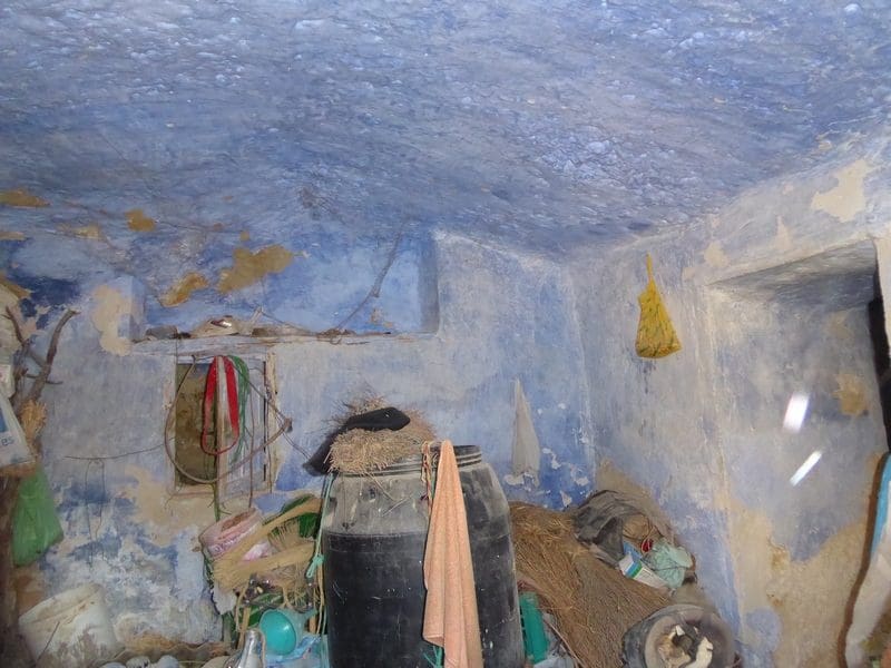 10 makuuhuone Luolatalo myytävänä paikassa Baza - 68 000 € (Ref: 7993861)