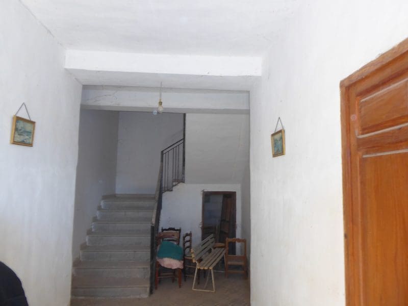 Finca/Casa Rural de 9 habitaciones en Cúllar en venta - 86.000 € (Ref: 8002364)