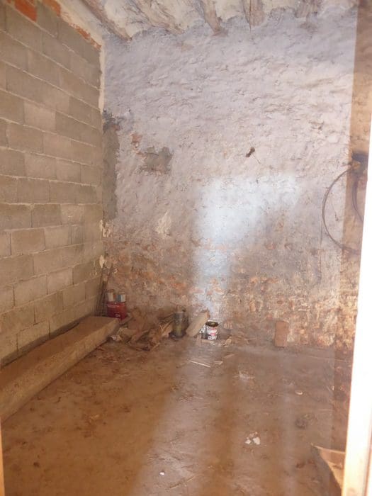 Finca/Casa Rural de 9 habitaciones en Cúllar en venta - 86.000 € (Ref: 8002364)