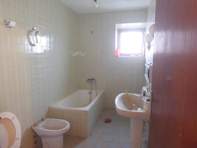 Finca/Casa Rural de 9 habitaciones en Cúllar en venta - 86.000 € (Ref: 8002364)