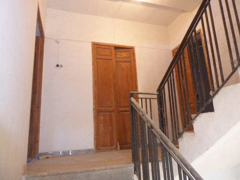 Finca/Casa Rural de 9 habitaciones en Cúllar en venta - 86.000 € (Ref: 8002364)