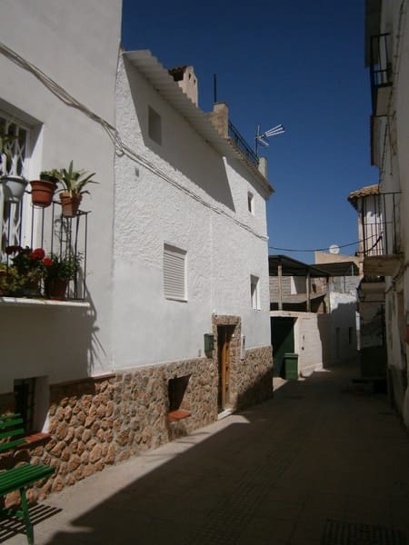 4 soveværelse Byhus til salg i Zujar - € 55.000 (Ref: 8071682)