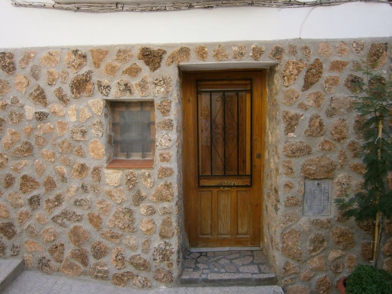 4 soveværelse Byhus til salg i Zujar - € 55.000 (Ref: 8071682)