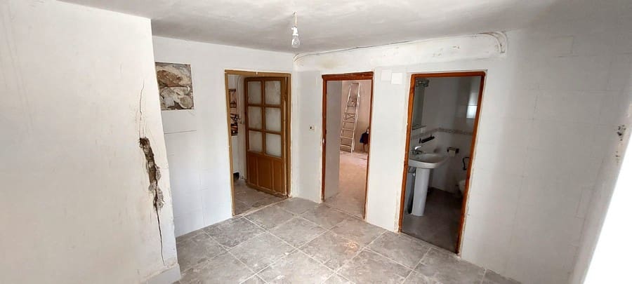 4 soveværelse Byhus til salg i Zujar - € 55.000 (Ref: 8071682)