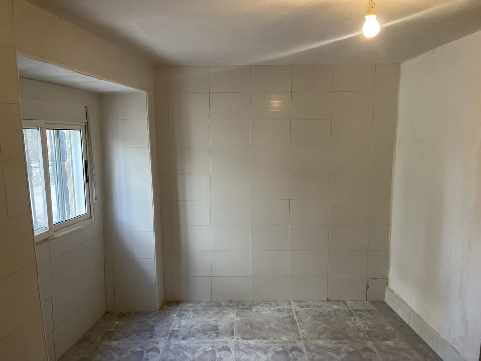 Casa de 4 habitaciones en Zújar en venta - 55.000 € (Ref: 8071682)
