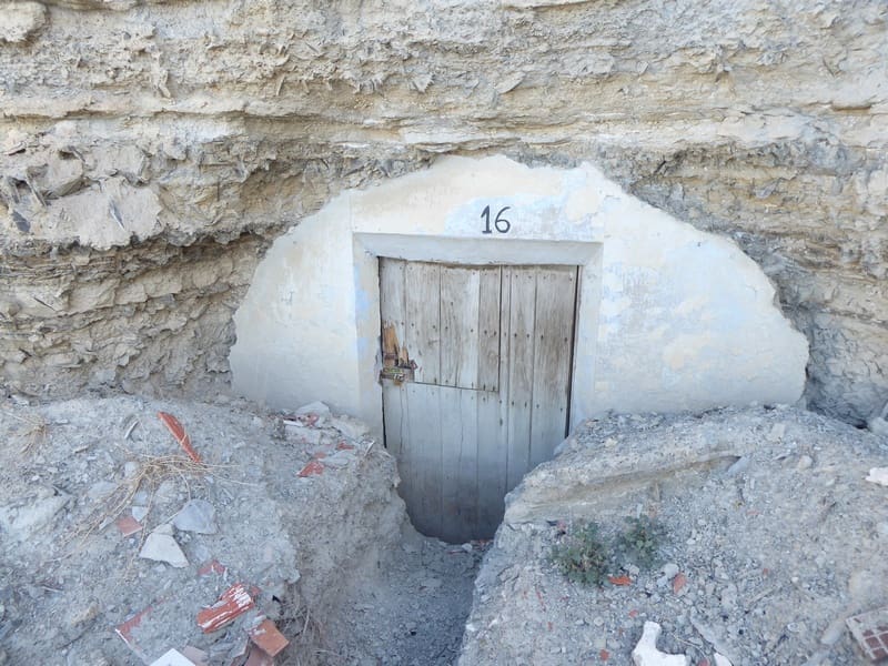 7 soveværelse Hulehus til salg i Castillejar - € 49.950 (Ref: 8105322)