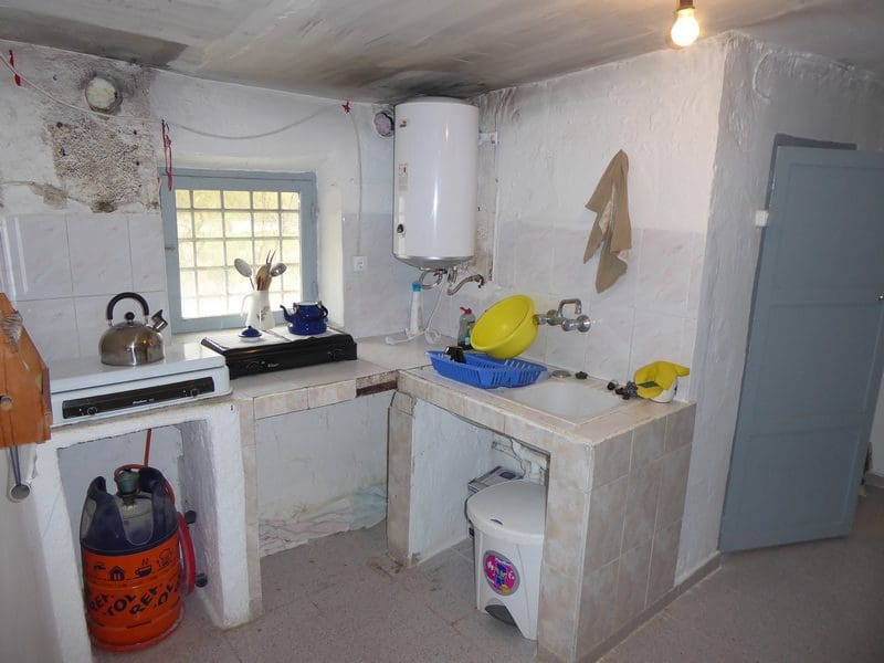 7 sypialnia Dom w skale na sprzedaż w Castillejar - 49 950 € (Ref: 8105322)