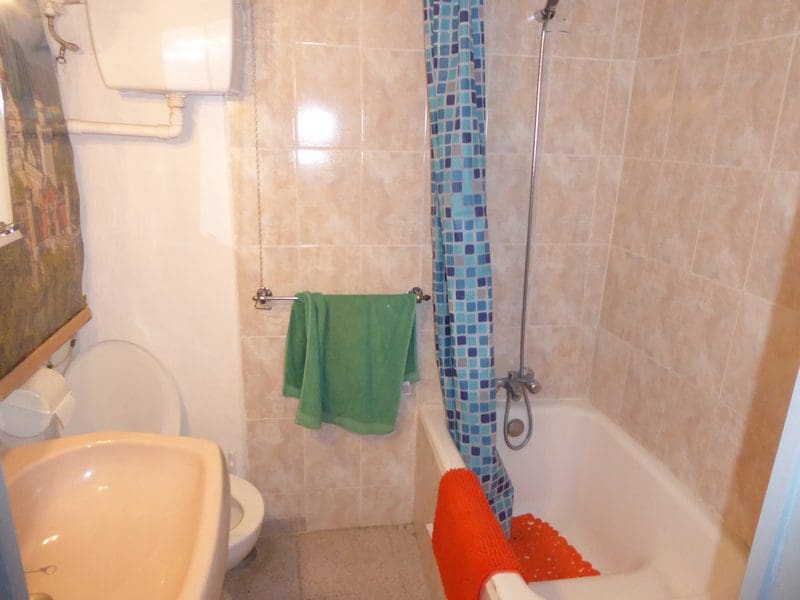 7 sypialnia Dom w skale na sprzedaż w Castillejar - 49 950 € (Ref: 8105322)