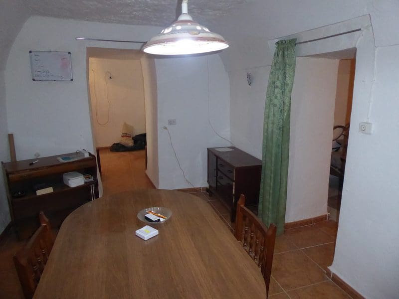 7 sypialnia Dom w skale na sprzedaż w Castillejar - 49 950 € (Ref: 8105322)
