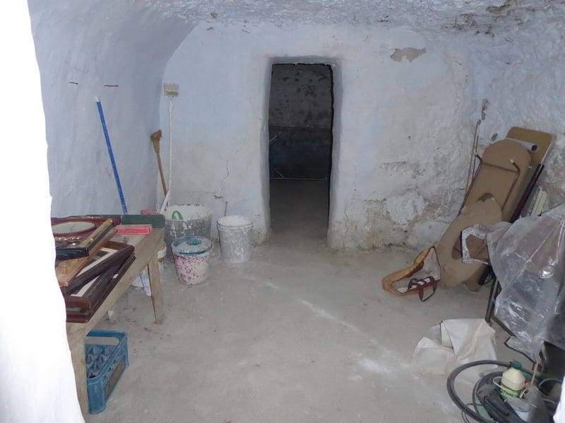 7 sypialnia Dom w skale na sprzedaż w Castillejar - 49 950 € (Ref: 8105322)