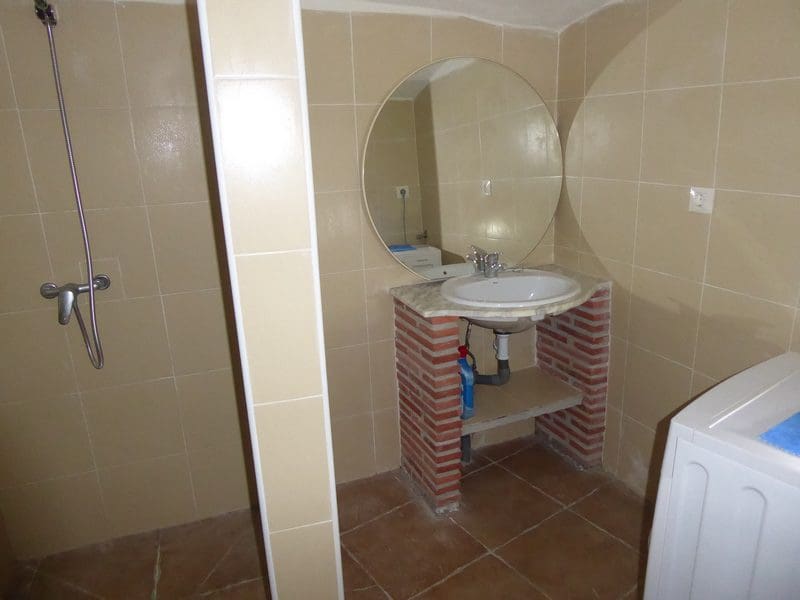 3 soverom Grottehus til salgs i Zujar - € 28 000 (Ref: 8165156)