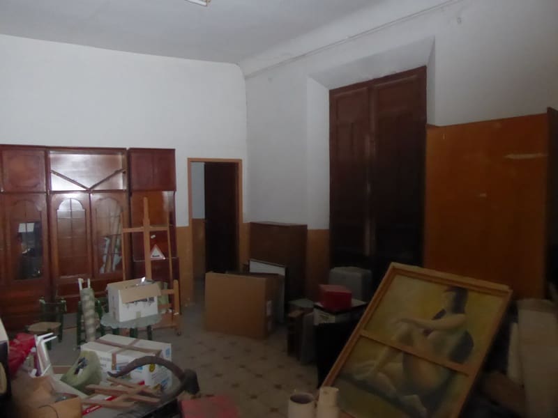 10 soveværelse Byhus til salg i Baza - € 150.000 (Ref: 8201005)