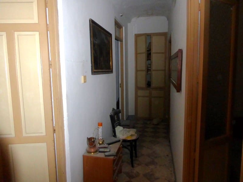 10 soveværelse Byhus til salg i Baza - € 150.000 (Ref: 8201005)