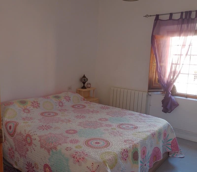 6 soveværelse Byhus til salg i Baza - € 140.000 (Ref: 8201006)