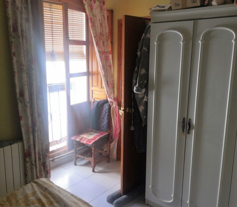 6 makuuhuone Maalaistalo myytävänä paikassa Baza - 140 000 € (Ref: 8201006)