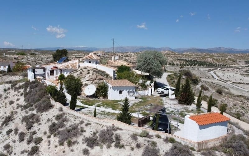 3 soveværelse Finca/Landehus til salg i Galera - € 119.500 (Ref: 8255471)