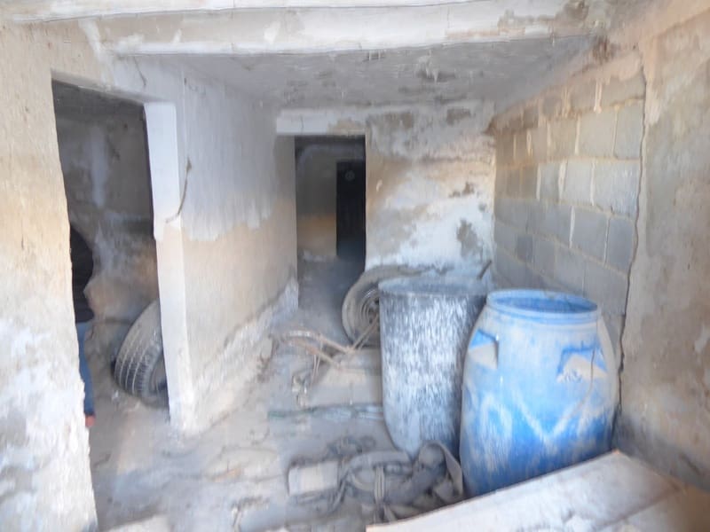 6 bedroom Cave House for sale in Castillejar - € 25,000 (Ref: 8287184)