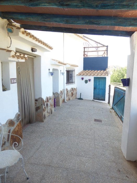 3 soverom Grottehus til salgs i Castillejar - € 89 950 (Ref: 8332605)