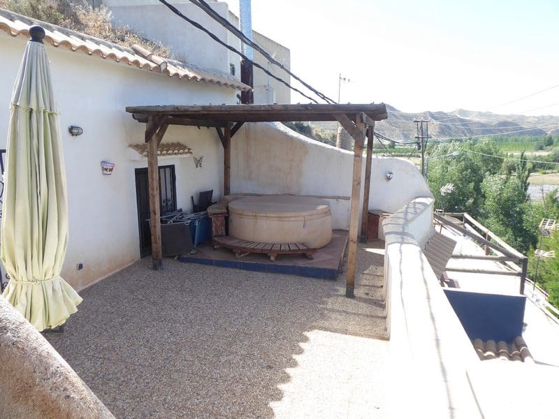 3 soverom Grottehus til salgs i Castillejar - € 89 950 (Ref: 8332605)