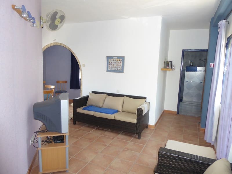 7 bedroom Townhouse for sale in Castillejar with pool - € 159,000 (Ref: 8344401)