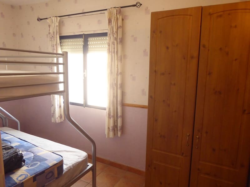 7 bedroom Townhouse for sale in Castillejar with pool - € 159,000 (Ref: 8344401)