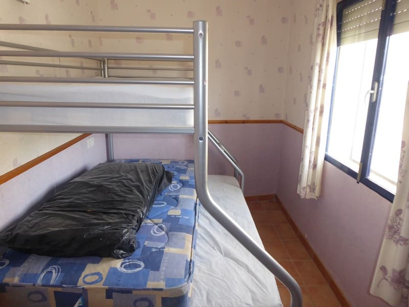 7 bedroom Townhouse for sale in Castillejar with pool - € 159,000 (Ref: 8344401)