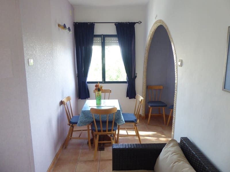 7 bedroom Townhouse for sale in Castillejar with pool - € 159,000 (Ref: 8344401)