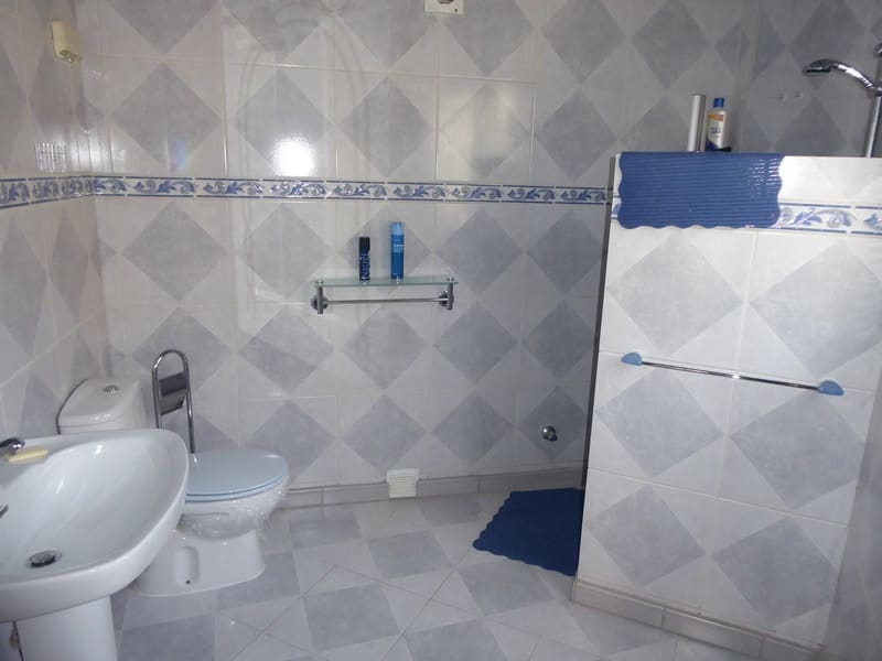 7 bedroom Townhouse for sale in Castillejar with pool - € 159,000 (Ref: 8344401)