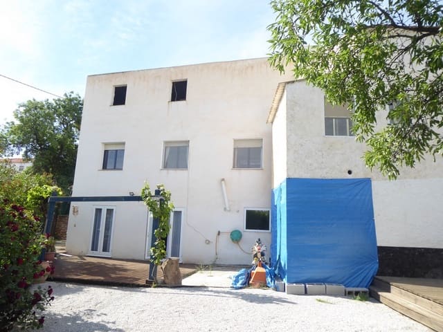 7 soverom Hus til salgs i Castilléjar med svømmebasseng - € 159 000 (Ref: 8344401)