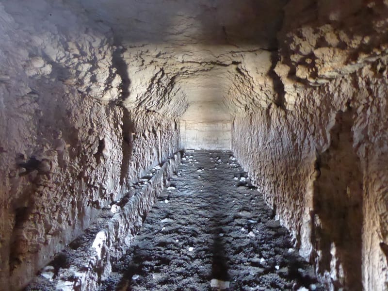 6 bedroom Cave House for sale in Orce - € 130,000 (Ref: 8401845)