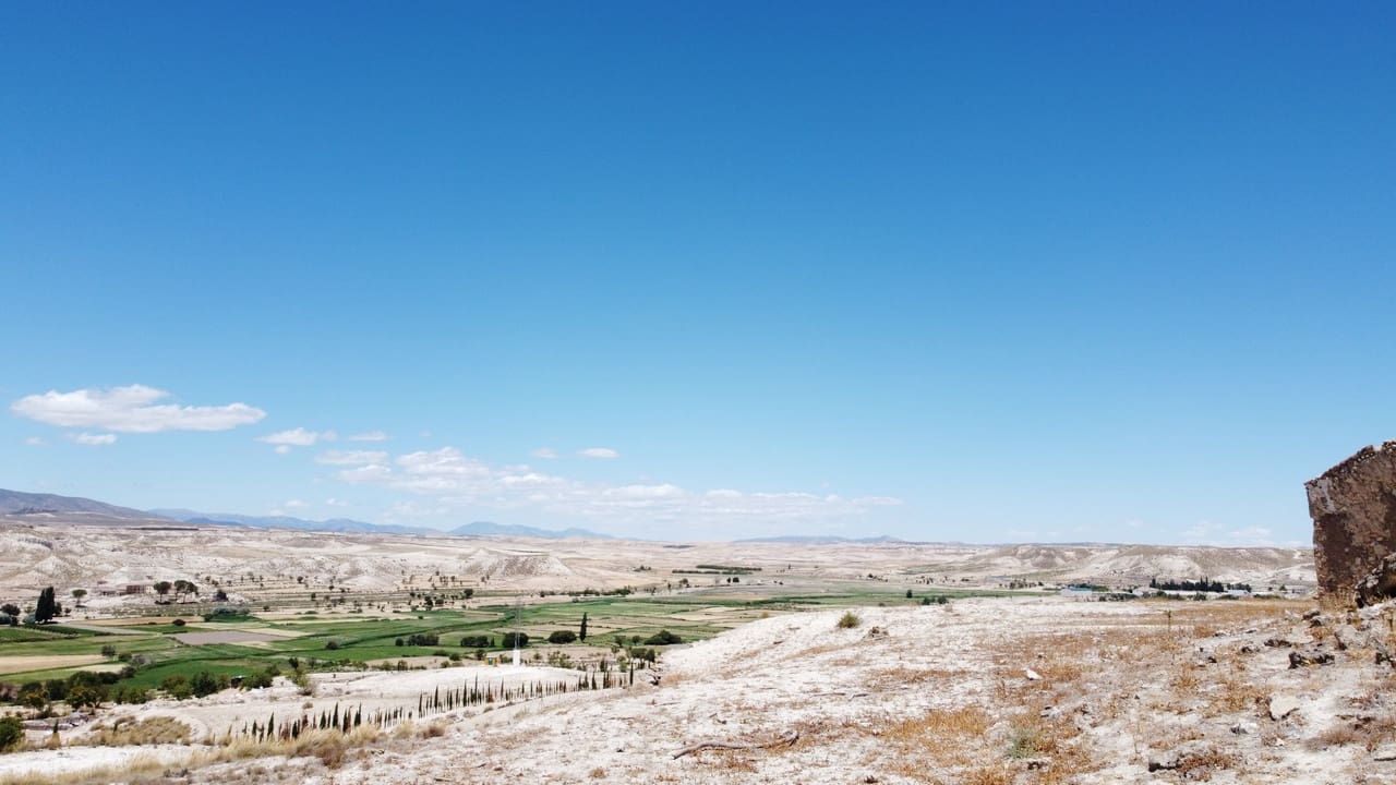 6 bedroom Cave House for sale in Orce - € 130,000 (Ref: 8401845)