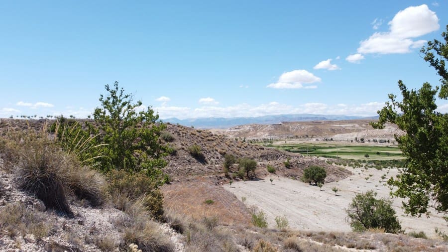 5 soveværelse Hulehus til salg i Orce med swimmingpool - € 99.950 (Ref: 8429902)