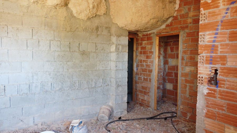 5 soveværelse Hulehus til salg i Orce med swimmingpool - € 99.950 (Ref: 8429902)