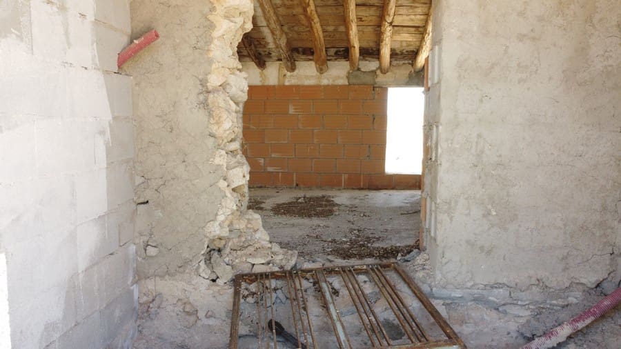 3 bedroom Finca/Country House for sale in Orce with pool - € 62,000 (Ref: 8432073)