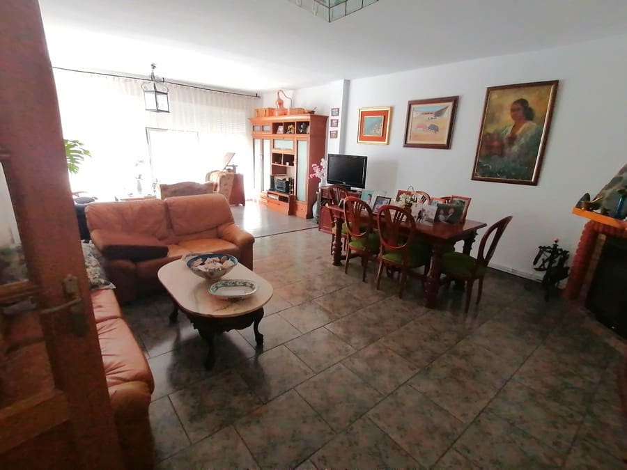 6 soverom Finca/Herregård til salgs i Baza med svømmebasseng - € 233 000 (Ref: 8441292)