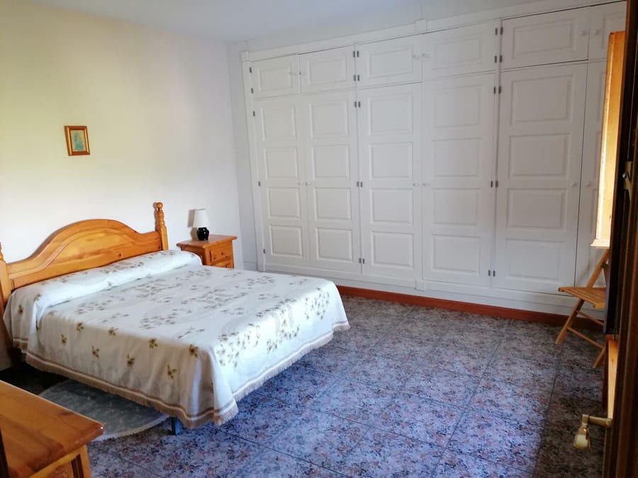 6 soverom Finca/Herregård til salgs i Baza med svømmebasseng - € 233 000 (Ref: 8441292)