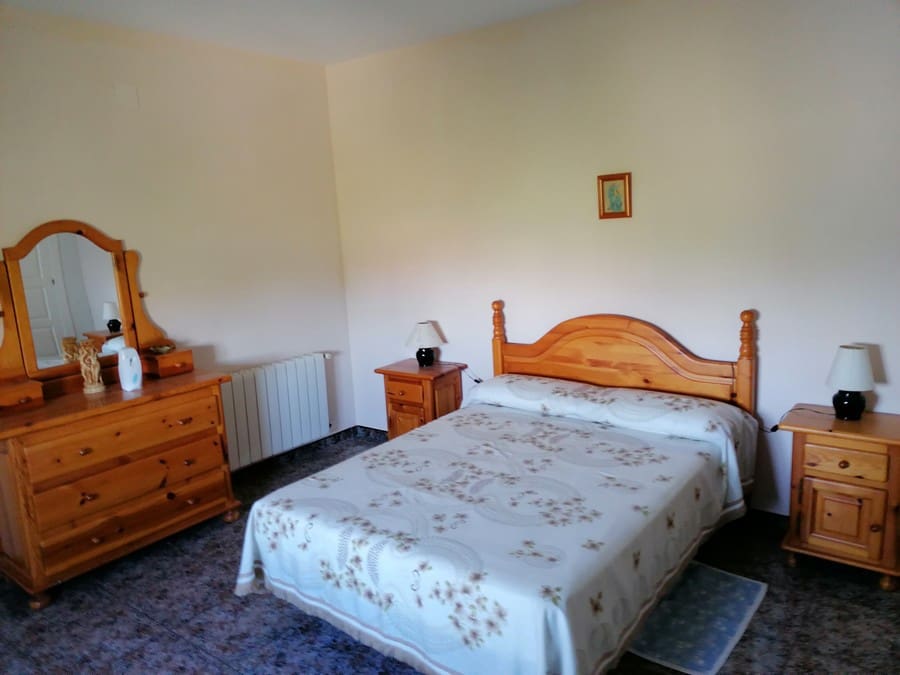 6 soverom Finca/Herregård til salgs i Baza med svømmebasseng - € 233 000 (Ref: 8441292)