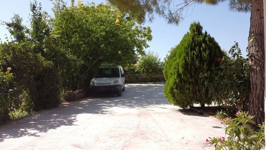 6 soverom Finca/Herregård til salgs i Baza med svømmebasseng - € 233 000 (Ref: 8441292)