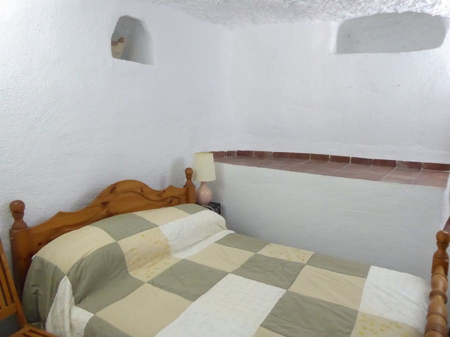 4 soveværelse Hulehus til salg i Galera - € 110.000 (Ref: 8541164)