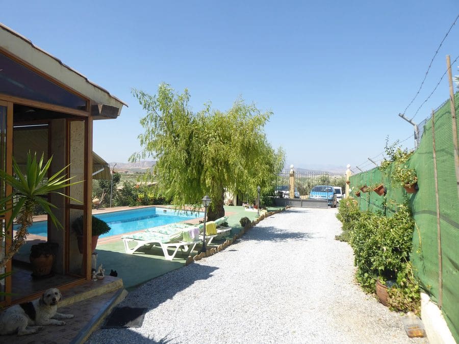 2 bedroom Finca/Country House for sale in Pozo Alcon - € 158,000 (Ref: 8543227)