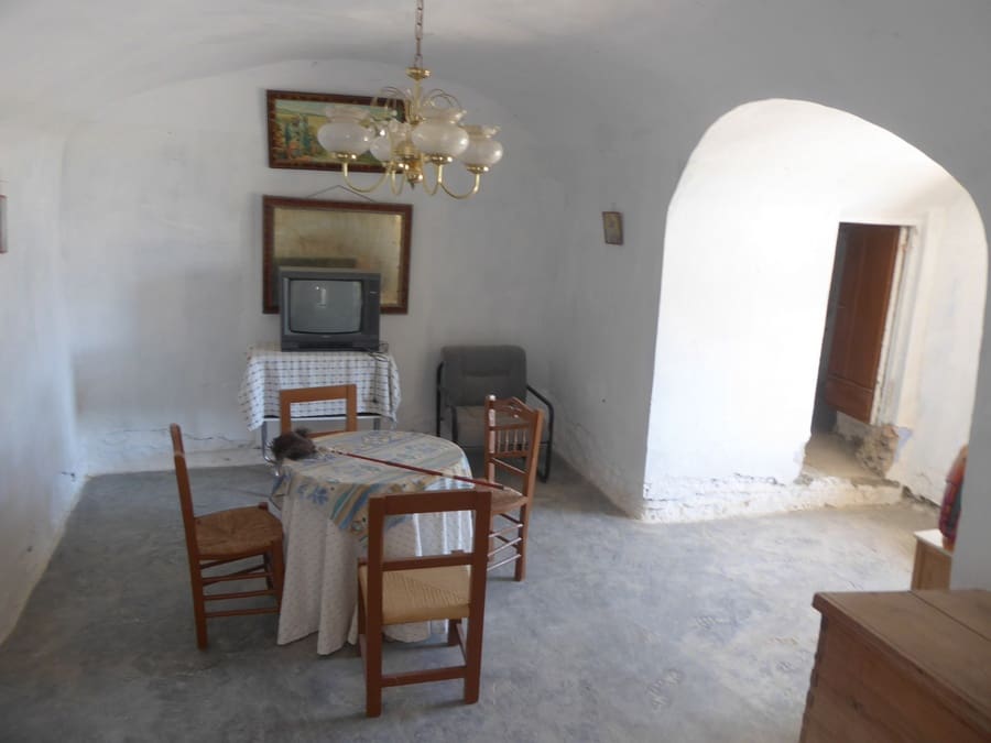 5 soverom Grottehus til salgs i Benamaurel - € 59 000 (Ref: 8549747)