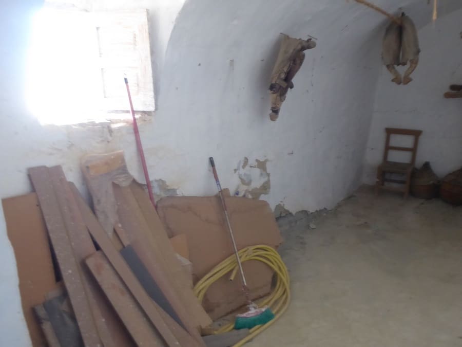 5 soverom Grottehus til salgs i Benamaurel - € 59 000 (Ref: 8549747)