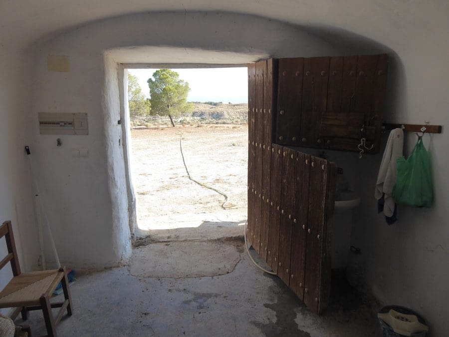 5 soveværelse Hulehus til salg i Benamaurel - € 59.000 (Ref: 8549747)