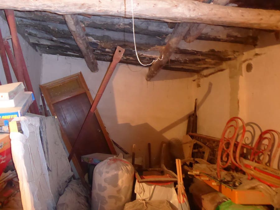 3 soveværelse Finca/Landehus til salg i Baza - € 128.000 (Ref: 8571172)