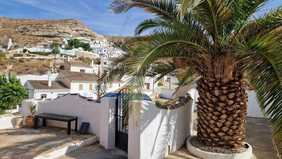 3 soveværelse Hulehus til salg i Galera - € 65.000 (Ref: 8664816)